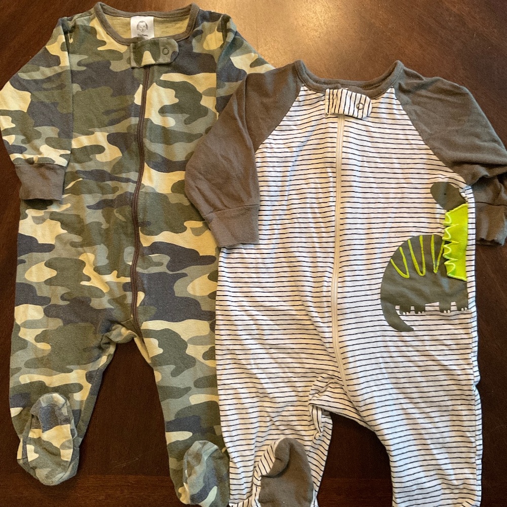 Gerber Organics 3-6M Camo Dino 2pc Footsie Sleepers